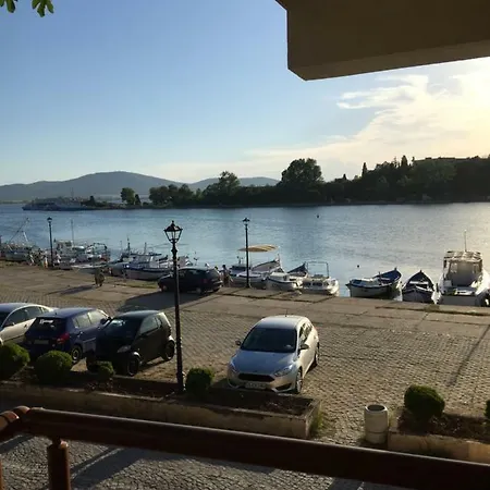 Old Harbour Апартамент